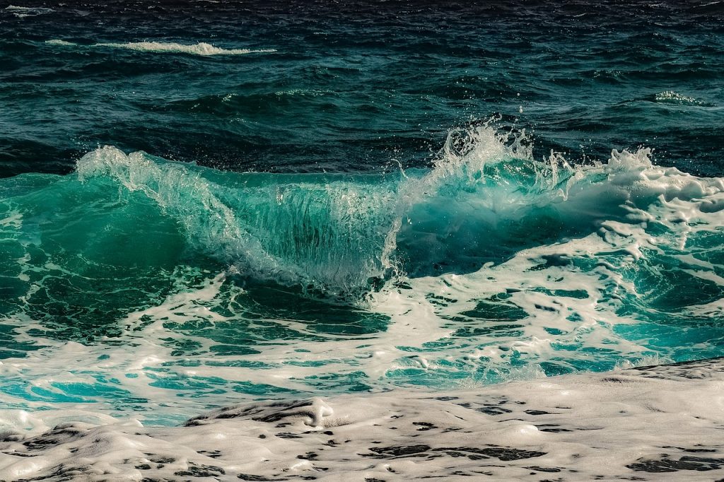 sea, ocean, waves-3450584.jpg